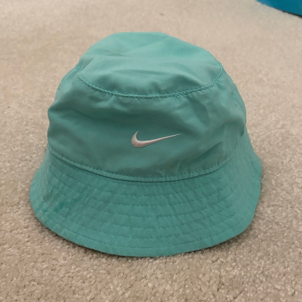 Nike Aqua Bucket Hat